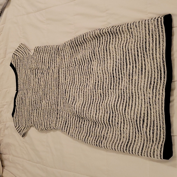 Ann Taylor Dress - Picture 5 of 7